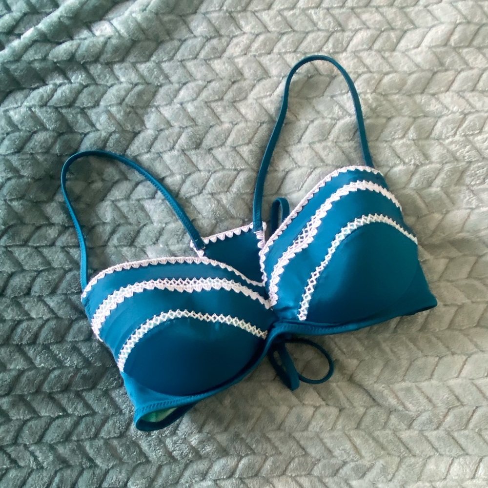 Lace blue swim top